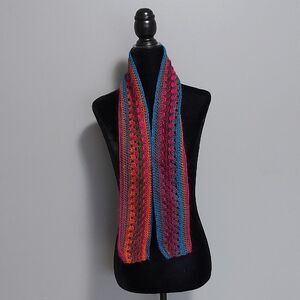 GQ inspired Multicolor crochet Scarf